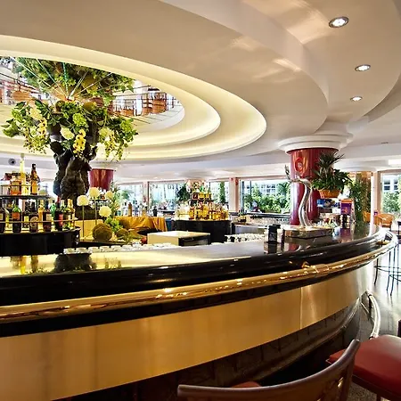 瑟维集团帕帕卢纳酒店 Peñíscola