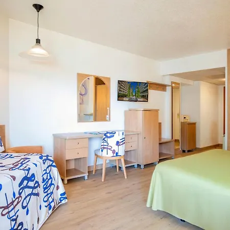 Servigroup Papa Luna 4 Sup 4*